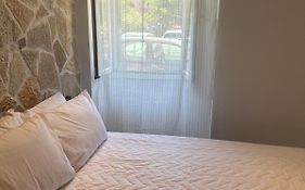 Katerina'S Suites